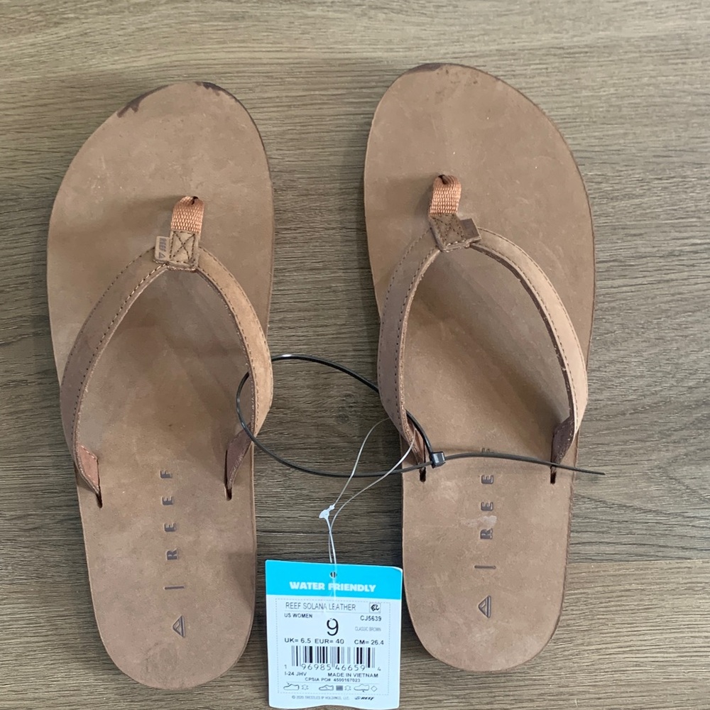 Reef Women's Tan Leather Sandals